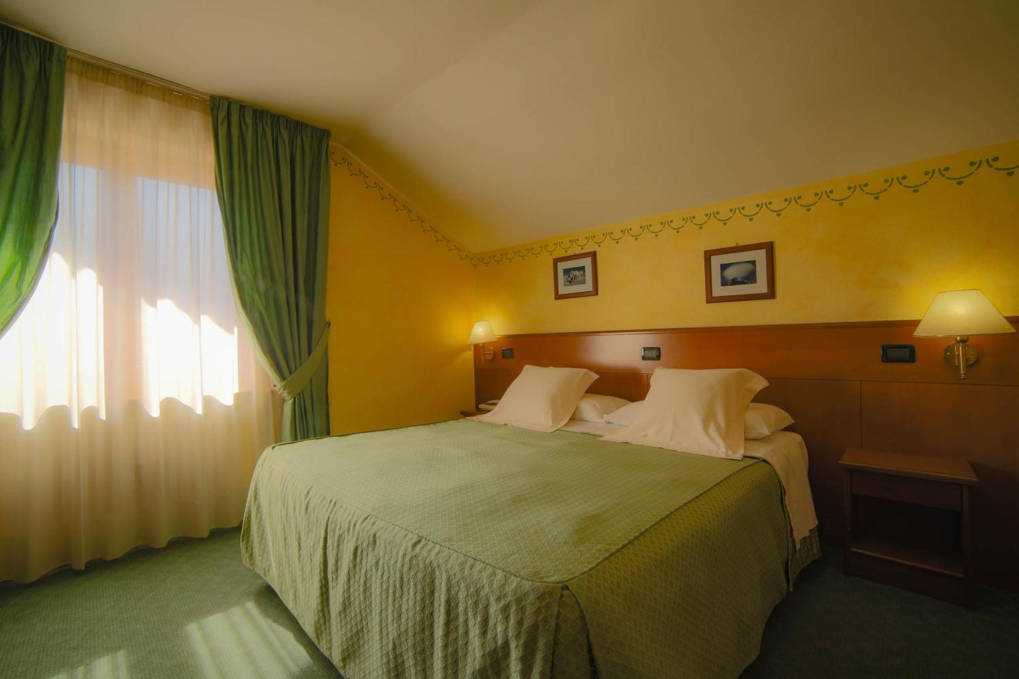 Hotel Beau Sejour Pre-Saint-Didier Luaran gambar